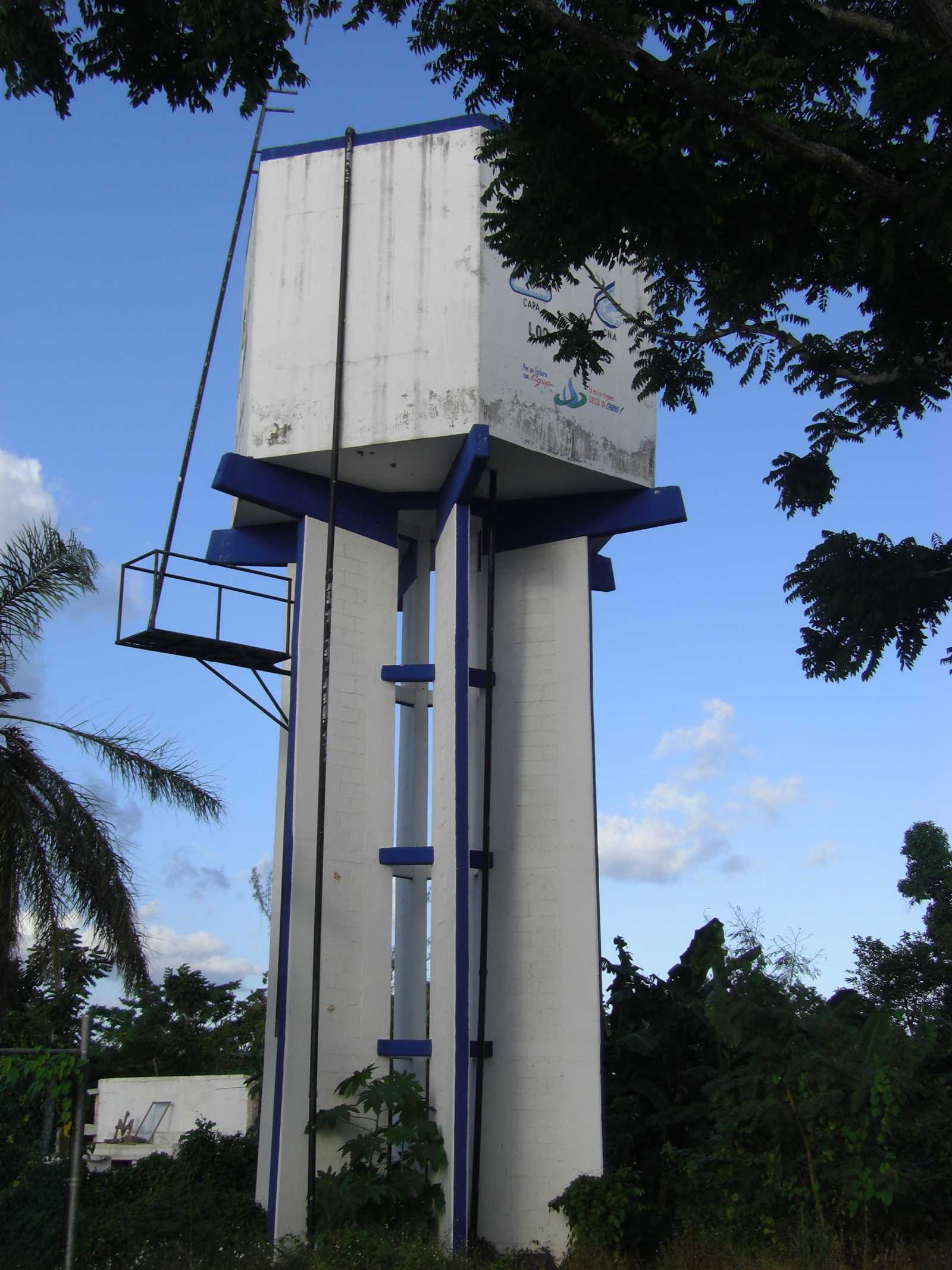 CIMG08

09 water tower 2
